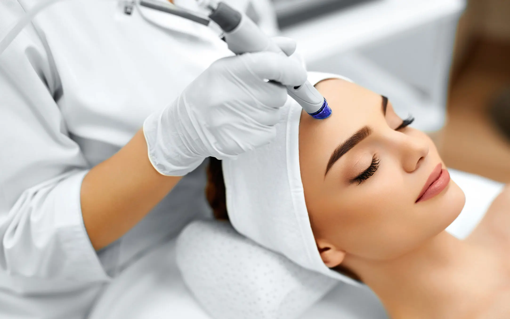 What Is Collagen Lift Therapy and How Can It Help Ageing, Loose Skin Kington?