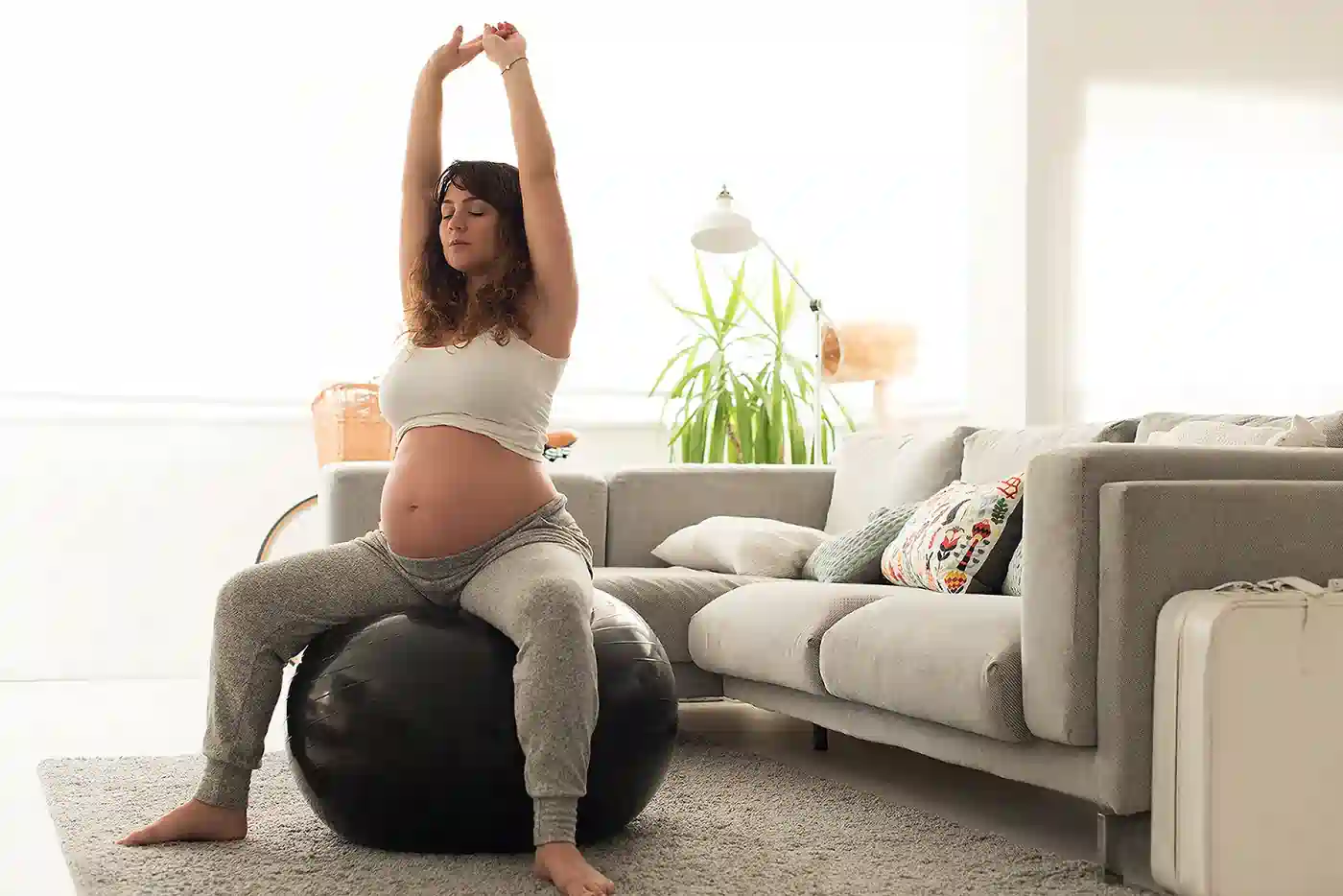 How to Support Your Core Safely During Pregnancy Kington